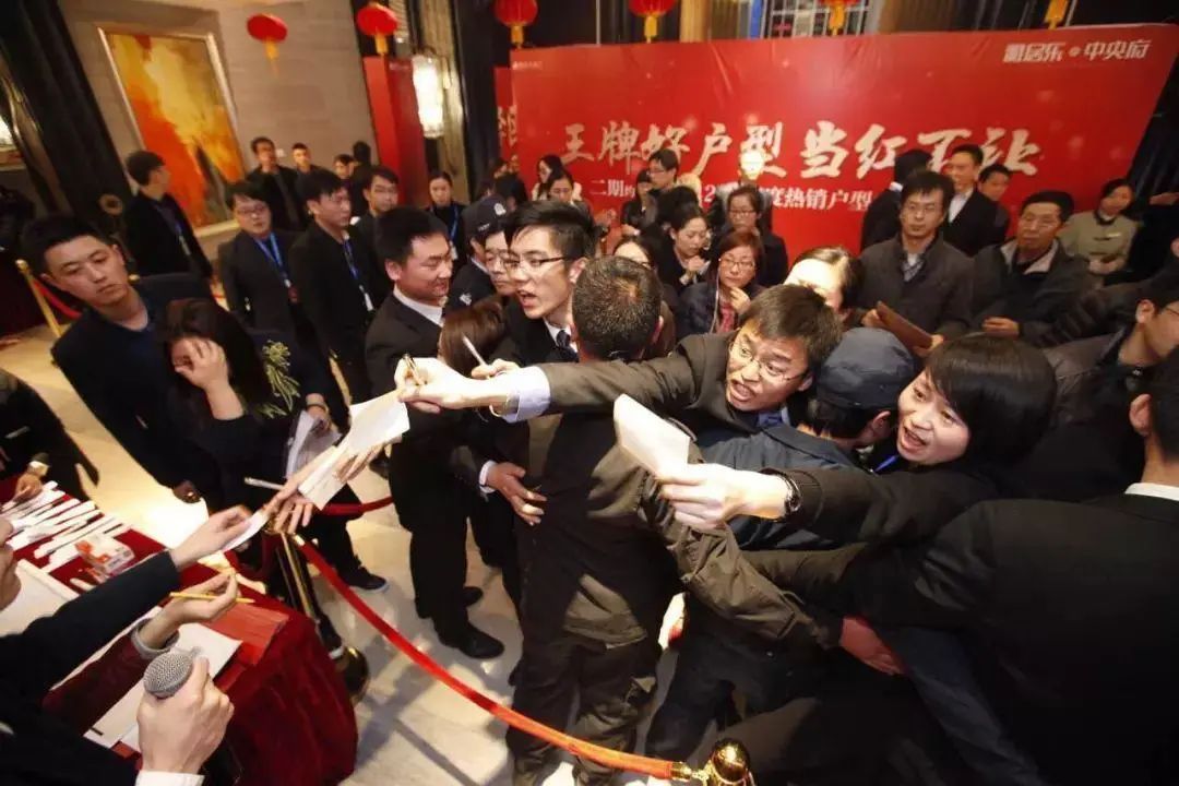 韭菜与镰刀,东南亚炒房群像:有人暴赚上亿,有人破产身亡