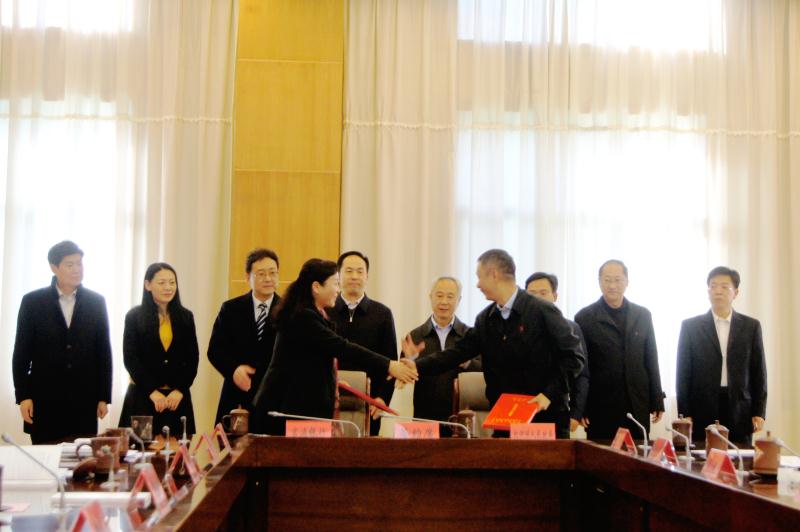 富滇银行与红河州政府签署银政合作协议