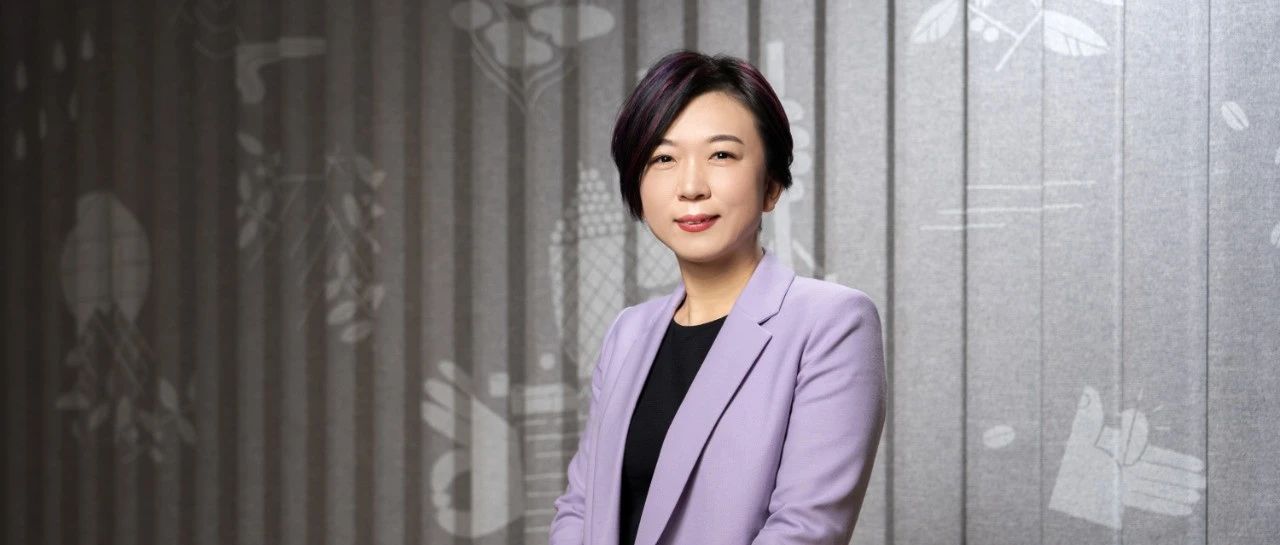 80后复旦女学霸接管超7000家星巴克咖啡店